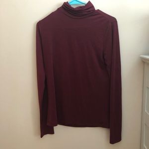 Forever 21 turtle neck size Large
